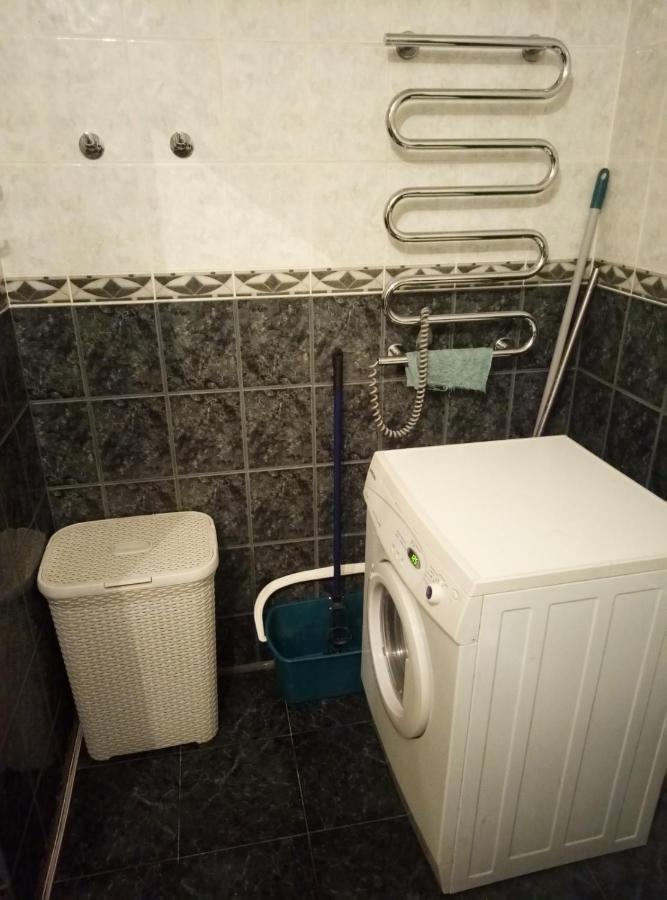 Appartement Бастионная 1/36 à Kiev Extérieur photo